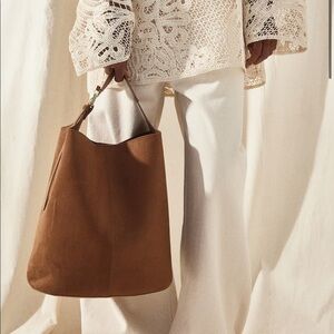 Viral H&M Bucket Bag NWT